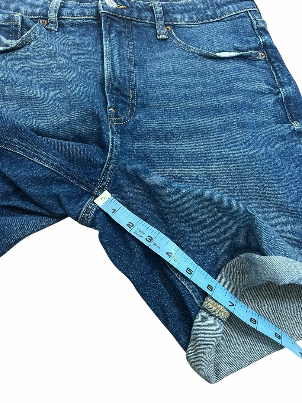 Old Navy Medium Wash OG Straight High Rise Cuffed Denim Shorts Women’s Sz 12